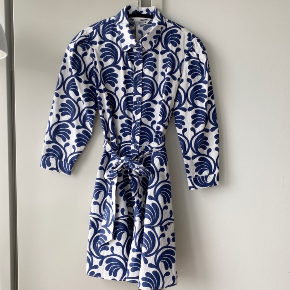 Zara White and Blue Printed Belted Dress - Size M